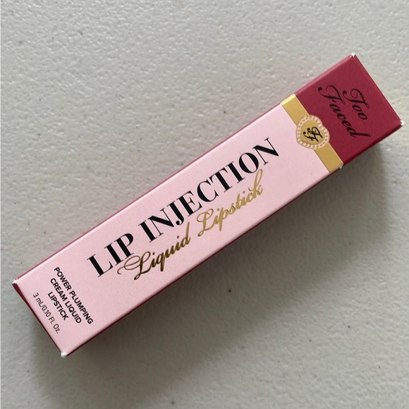 Liquid Lipstick - Picture 2 of 3